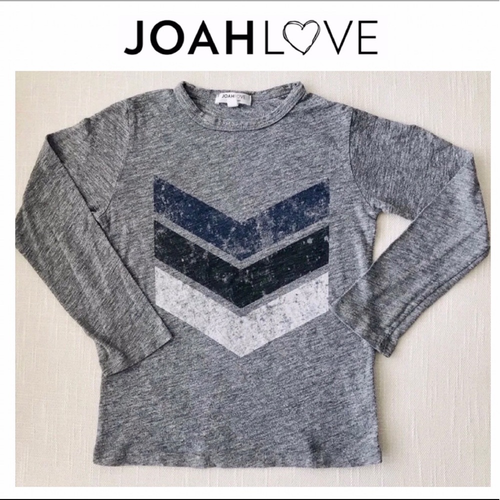 JOAH LOVE Grey Chevron Tee. PERFECT CONDITION
